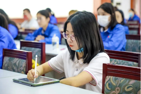 小小寫作課，生發大能量