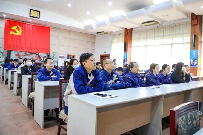 凝心聚力，同心篤行——安彩高科舉辦企業文化專題培訓